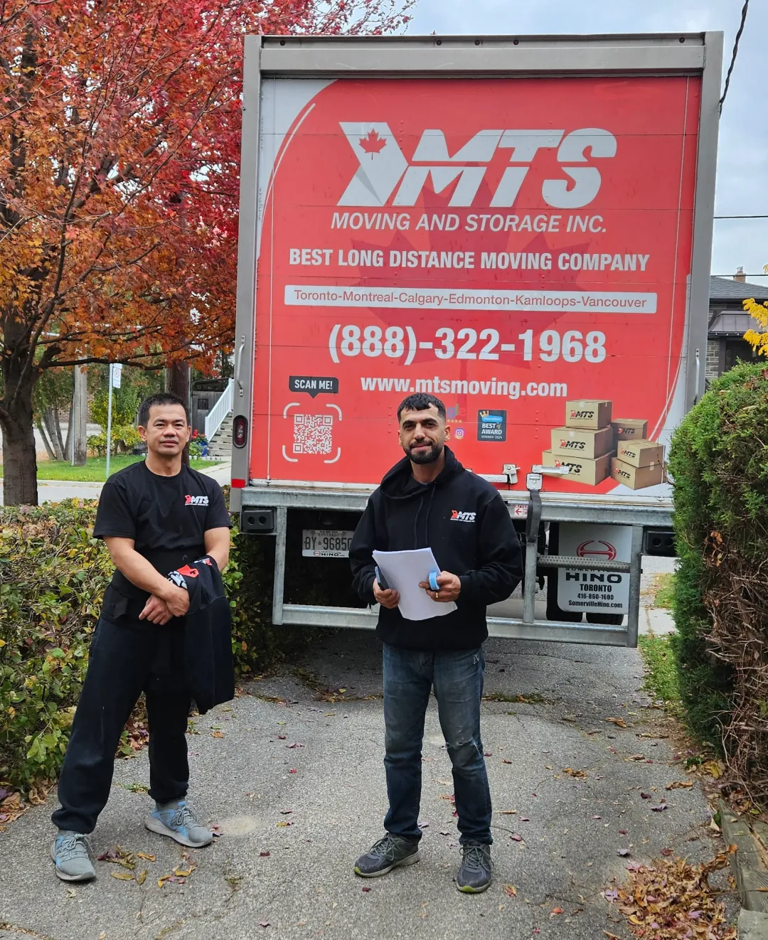 MTS crew rolling out from my driveway for the long haul.